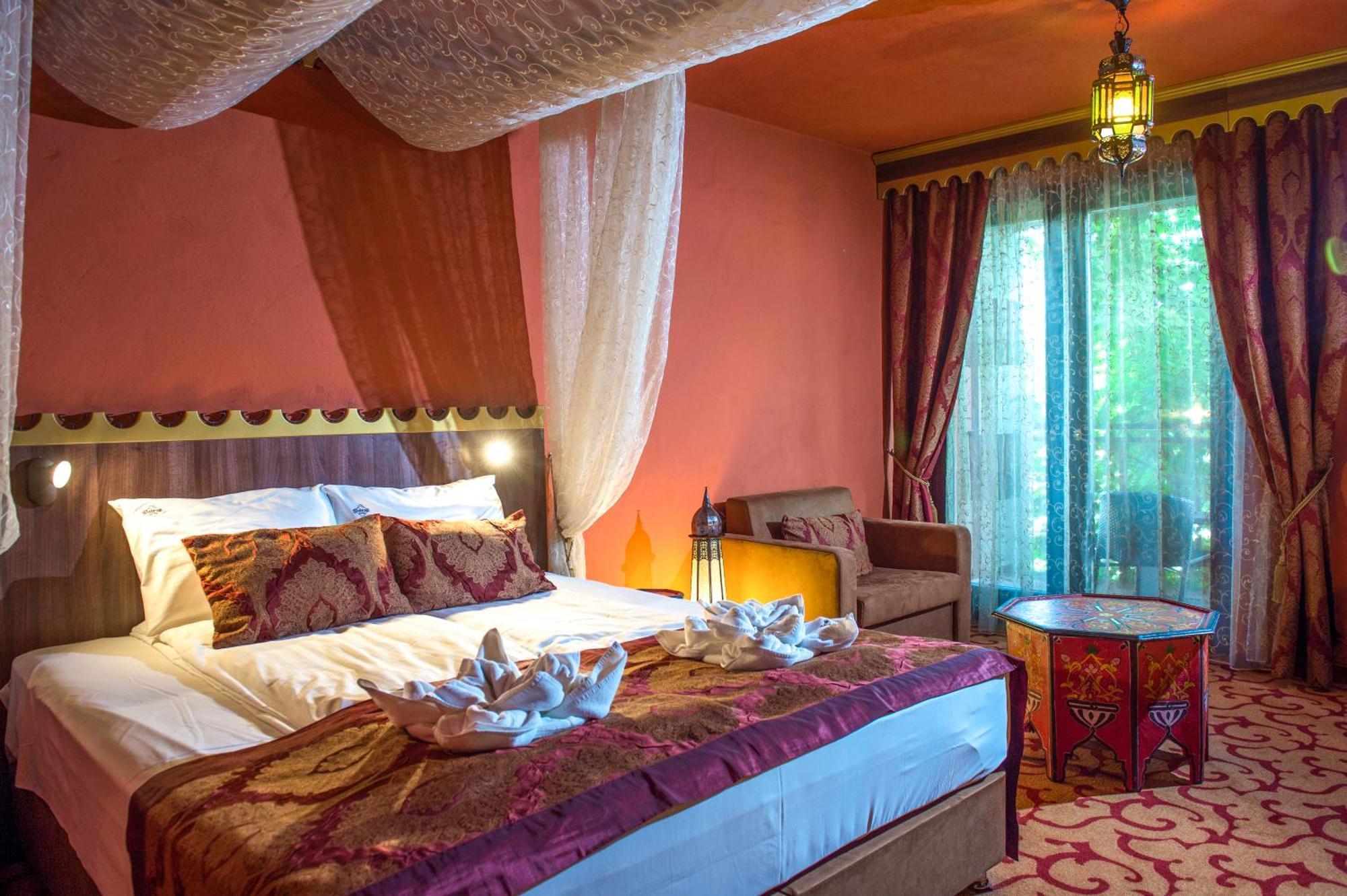 Meses Shiraz Hotel Superior-Adults Only 에게르잘록 외부 사진